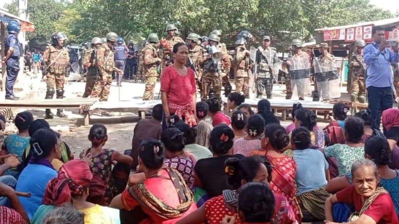 সাজেকে পর্যটক-আইনশৃঙ্খলা রক্ষাকারী বাহিনীর ওপর ইউপিডিএফের গুলিবর্ষণ: সেনাবাহিনী-পুলিশের সহায়তায় ৩ হাজার পর্যটক উদ্ধার