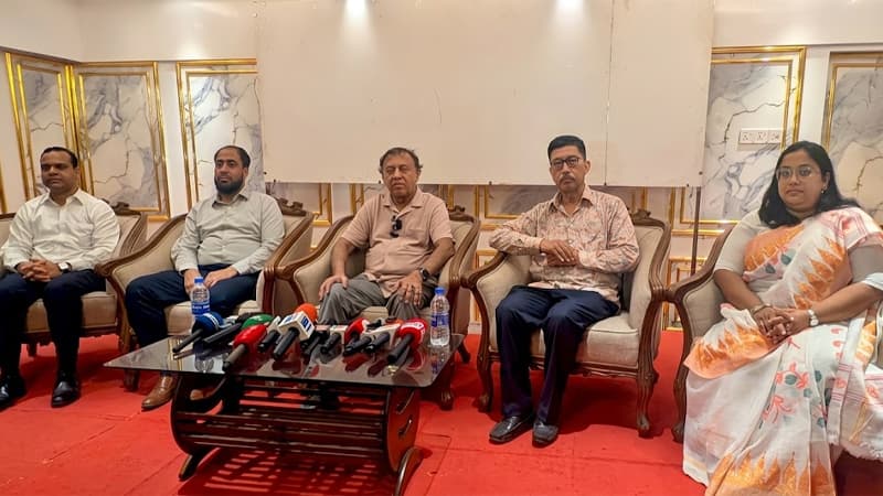 সাজেক সংকট নিরসনে ৫ দাবির ৪টিতে সমঝোতা, তবুও অবরোধ চালিয়ে যাওয়ার ঘোষণা