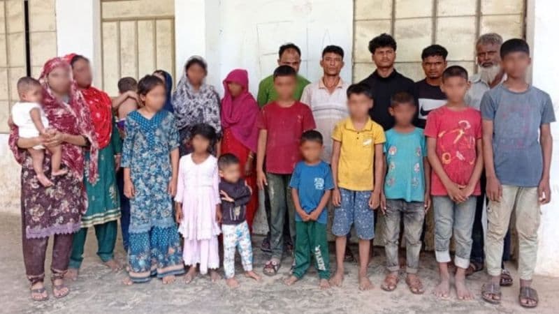 শেরপুর সীমান্তে ফের বিএসএফের রোহিঙ্গা পুশইন, এবার ২১ জন
